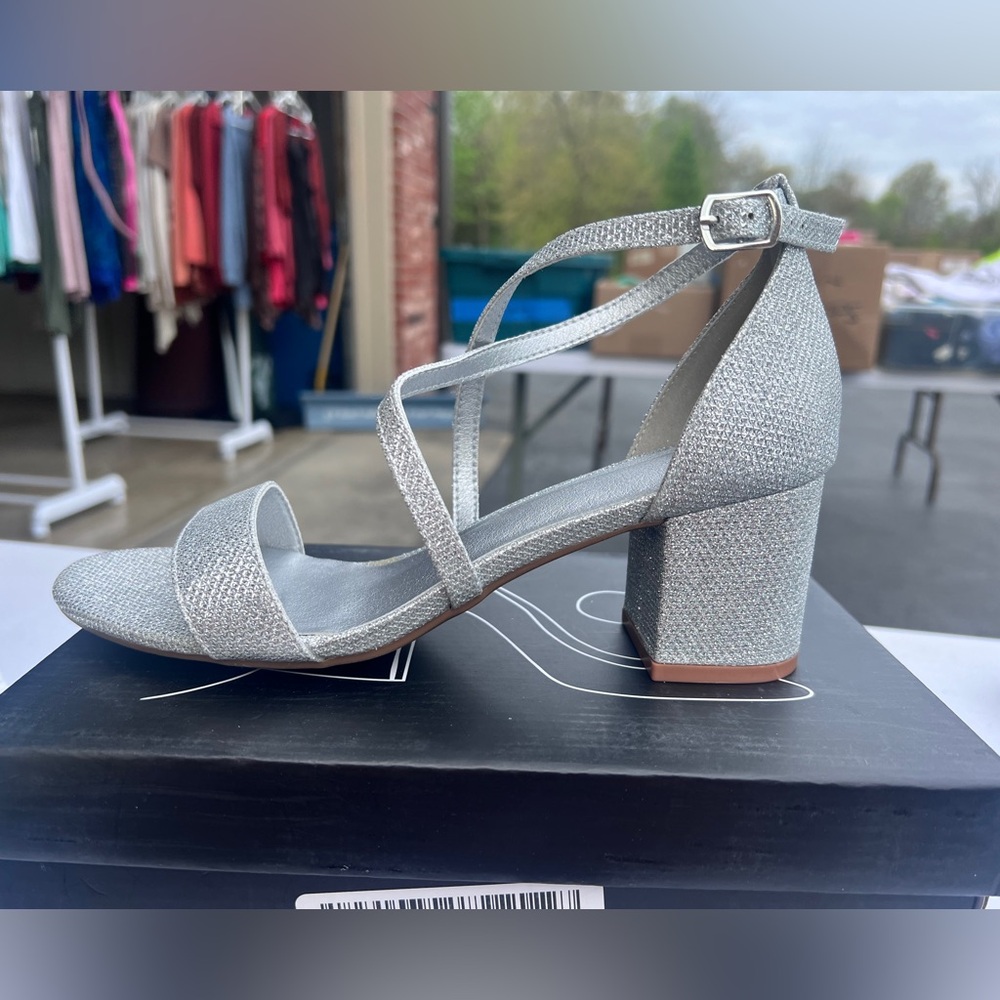 Sparkly heel NWOT